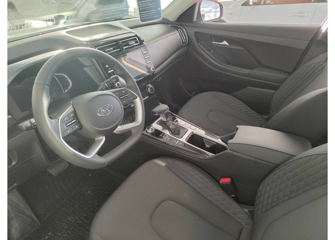 Купить Hyundai Solaris HC, 2.0л 6AT 4WD, Lifestyle