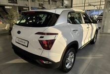 Купить Hyundai Solaris HC, 2.0л 6AT 2WD, Family