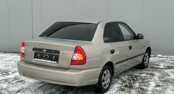 Hyundai Accent, II
