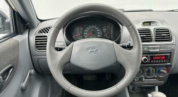 Hyundai Accent, II