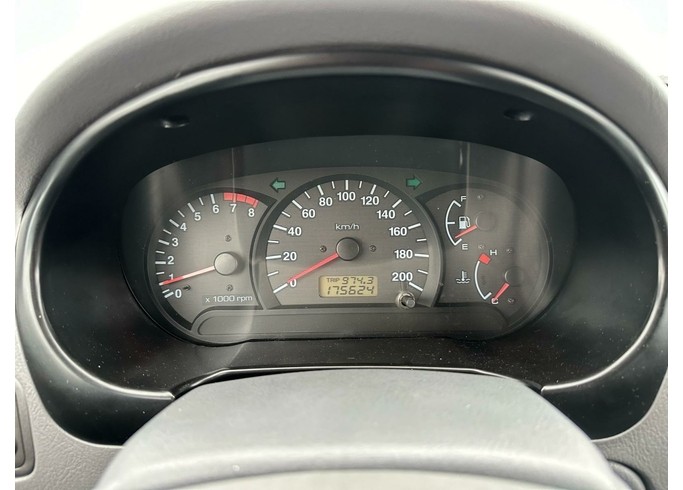 Купить Hyundai Accent, II