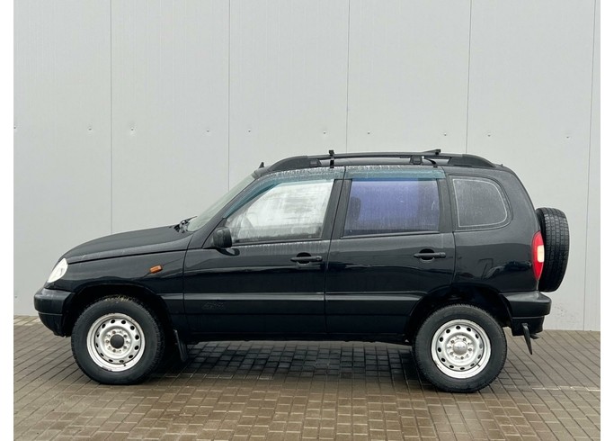 Купить Chevrolet Niva, I