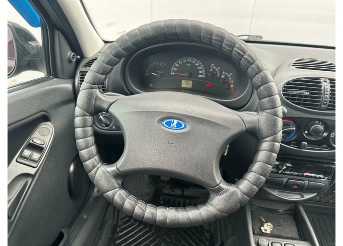 Купить LADA (ВАЗ) Kalina, I