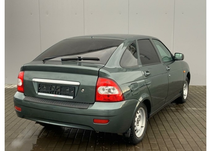 Купить LADA (ВАЗ) Priora, I