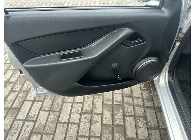 Купить LADA (ВАЗ) Granta, I