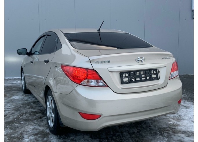 Купить Hyundai Solaris, I