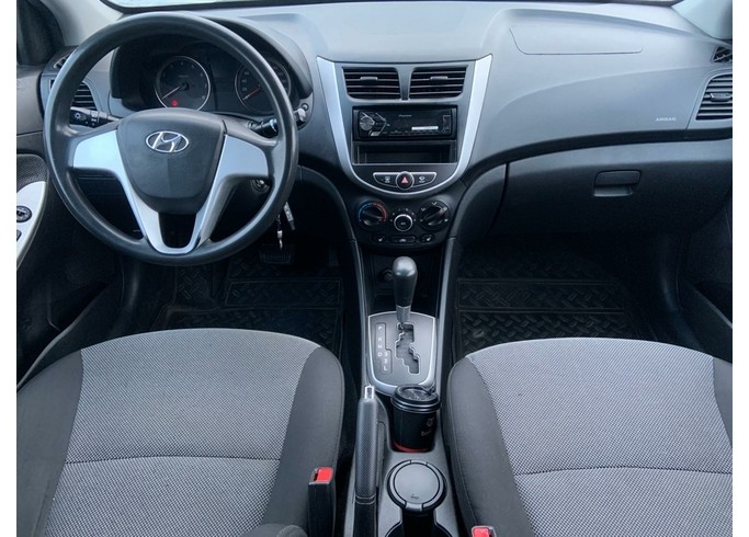 Купить Hyundai Solaris, I
