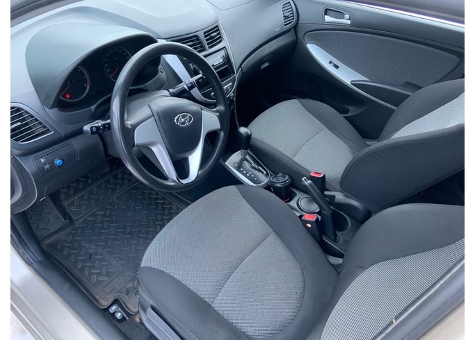 Купить Hyundai Solaris, I