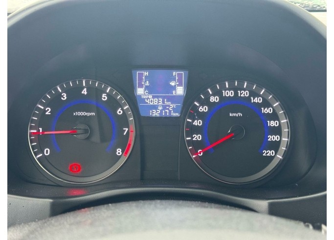 Купить Hyundai Solaris, I Рестайлинг