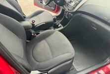 Купить Hyundai Solaris, I Рестайлинг