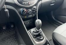 Купить Hyundai Solaris, I Рестайлинг