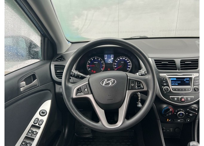 Купить Hyundai Solaris, I Рестайлинг
