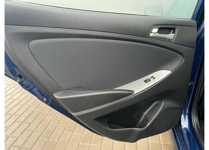 Купить Hyundai Solaris, I Рестайлинг