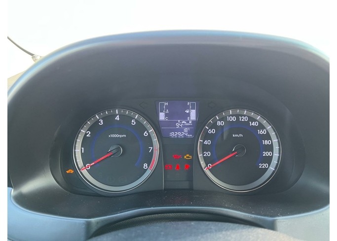 Купить Hyundai Solaris, I Рестайлинг